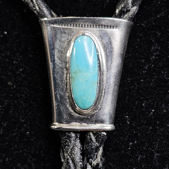 Navajo Silver And Turquoise Bolo Tie With Sterling Silver Tips Small Simple - Picture 10 of 11